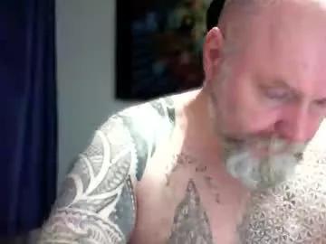 tattooeddilf01 on Chaturbate 