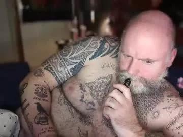tattooeddilf01 on Chaturbate 