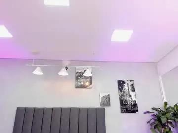 violet_and_myers — Cum Show Facial [867 tokens left] #muscles #latina #deepthroat #couple #bbc