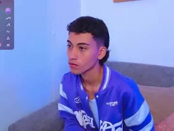 yulian_vasquez — Fingerin'  my ass hole! #cum #18 #bigdick #lovense #young #dildo #latino #twink [156 tokens remaining]