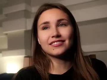 zeldaes — Goal: handbra :) New girl here :) I want to have a great time here :3 #shy #new #18 #cute #teen [229 tokens remaining]