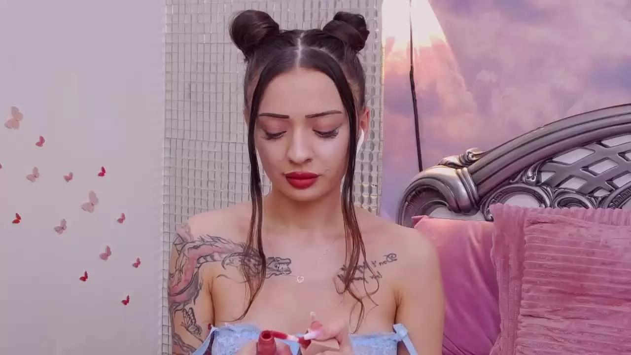 KayaBelle on Streamray 