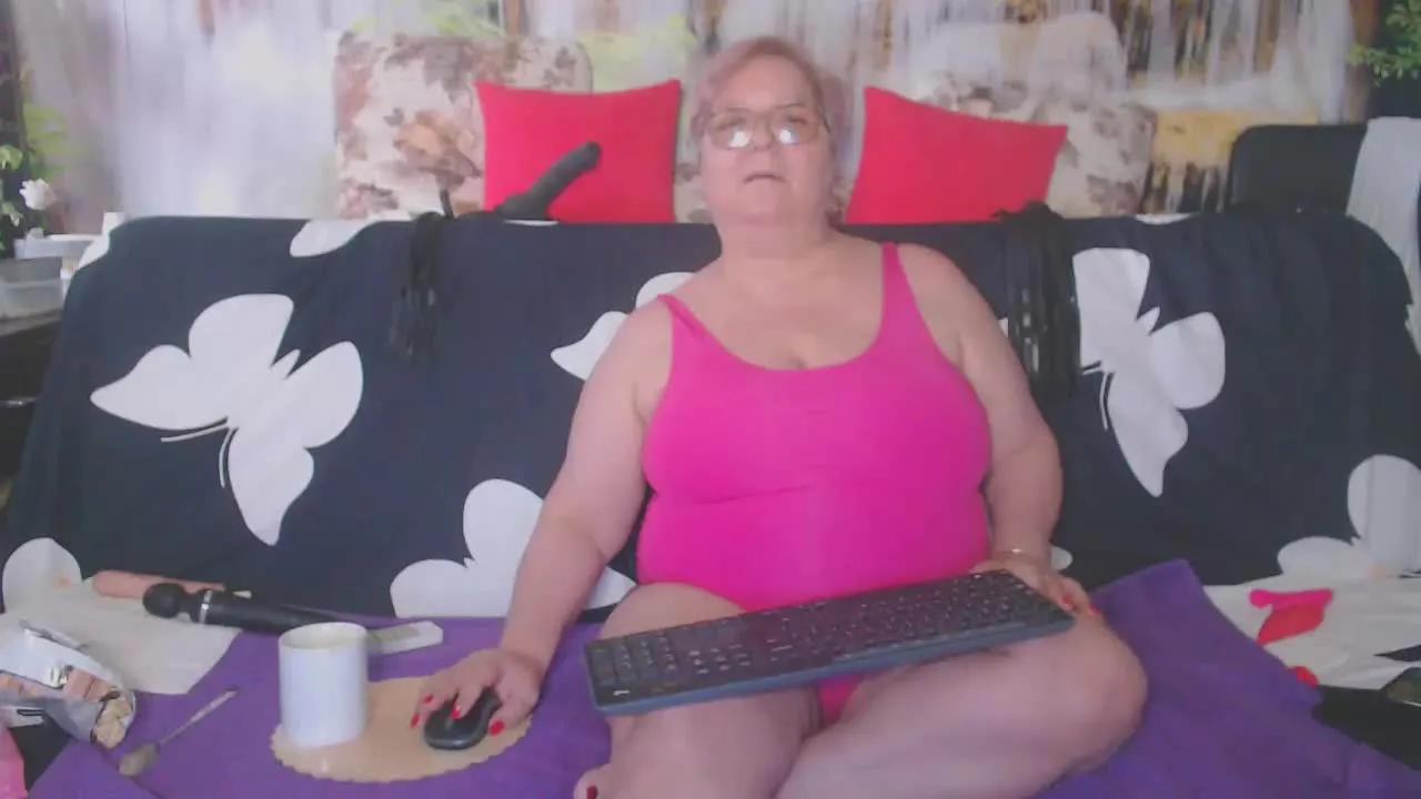 QueenPammy on Streamray 
