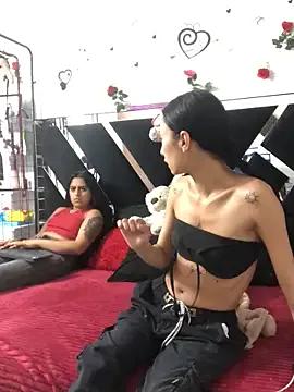 1lovelygirls on StripChat