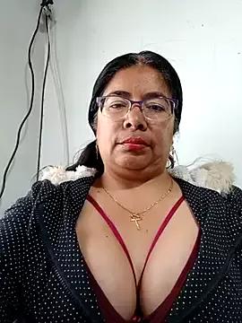 __valentina18 on StripChat 