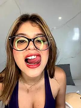 _Alice_1 — CUM+ RIDE DILDO
