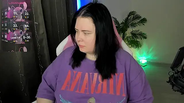 Akemi_BBW on StripChat