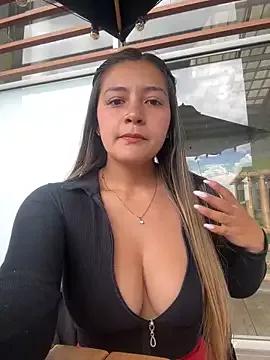 alana_69 on StripChat 
