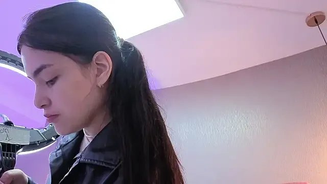 Alexa_Thaylor_ — control domi 2 mins+ wide open pussy