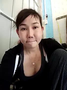 Ana_love2000 on StripChat