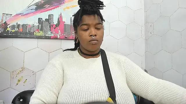 Anaa_Fuentess on StripChat