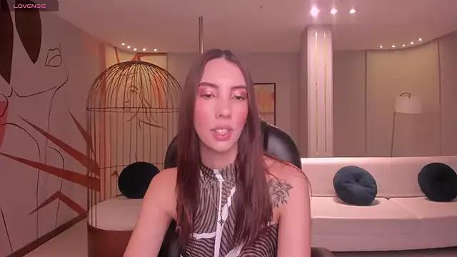 AnaisNin on StripChat 