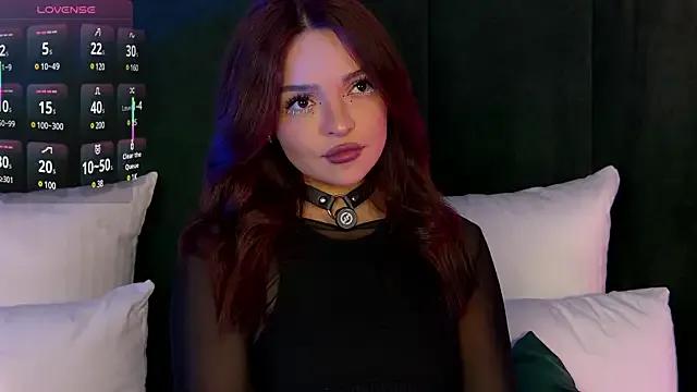 AnaWest on StripChat 