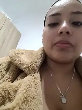 Angelmoon04 on StripChat