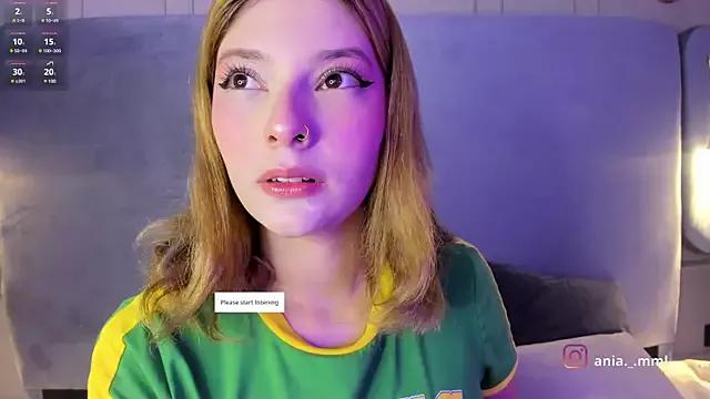 Ania_jones on StripChat 