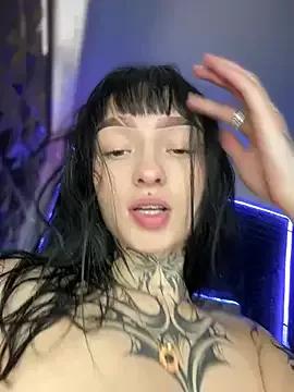 Annie_LS on StripChat 