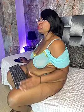 AranzalatinBlaks1 on StripChat 