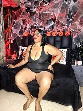 AranzalatinBlaks1 on StripChat 