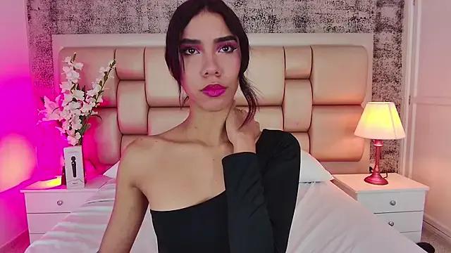 BellaHarper1 on StripChat 