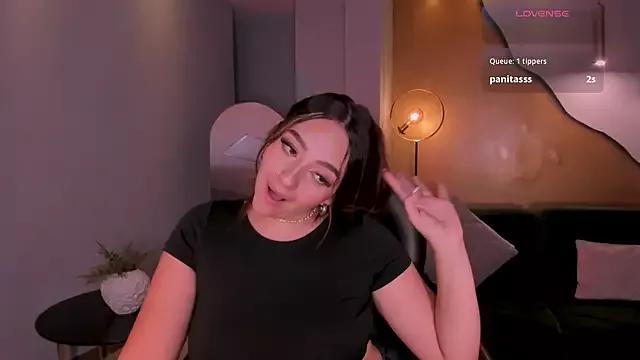 BellaRose_X on StripChat 