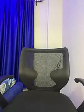 Bigbooob4 on StripChat 