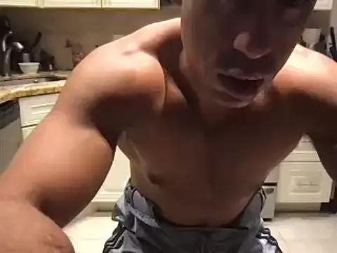 BigGuyMuscle on StripChat 