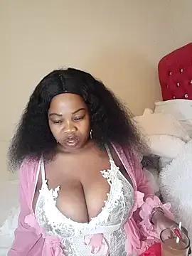 BoobQueenxx on StripChat 