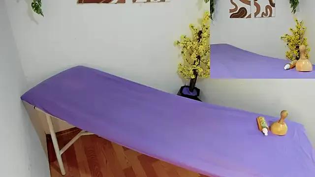 Carolina-petite — friend kisses me in front of the masseus