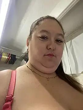 Chloee_Peach — WET ME MY PUSSY A LOT