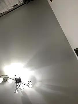 Cum_girlss — TOPLESS