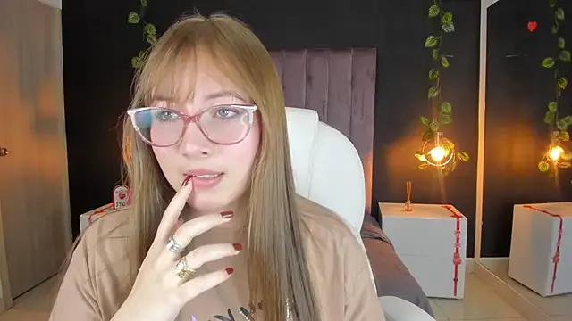 Dahlia_Rousse — Panties Off
