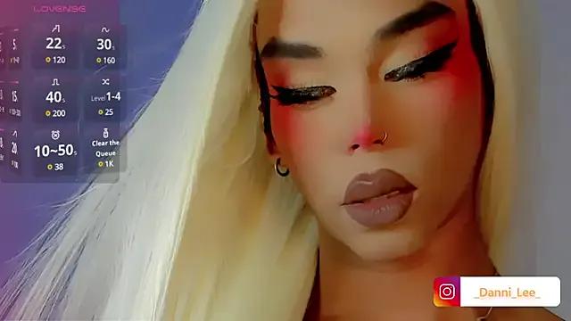 DanniLee_ on StripChat 