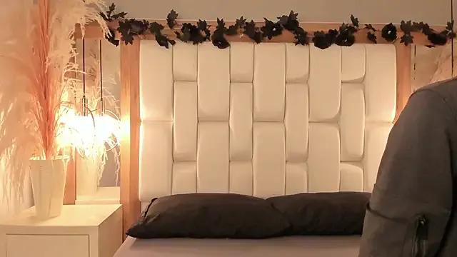 Daphne_And_Roger — Fuck her face fast and deep