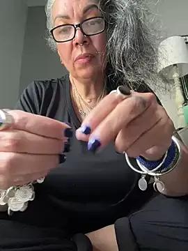 dieseldame1313 on StripChat