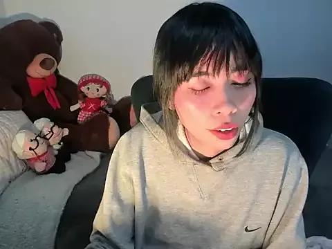 dolliette24 on StripChat 