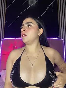 Elha_20 — one fingers in asshole