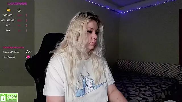elven_dreams_ on StripChat 