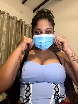 Emminemjemmy — Naked for 2min and fingering