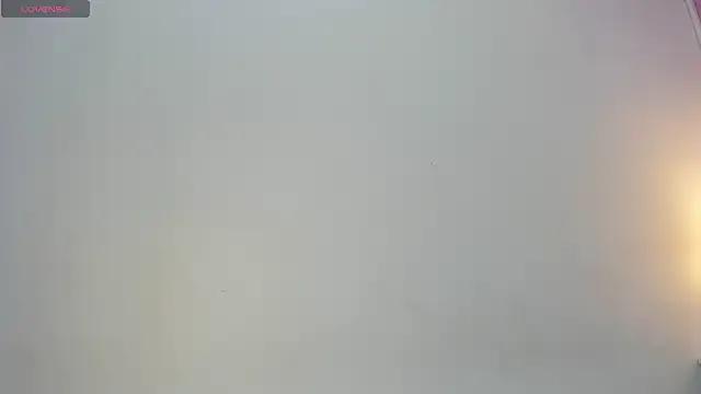 EmmySweett on StripChat 