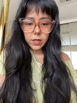 Evie-Luna — COCO OIL ALL OVER NUDE BODY