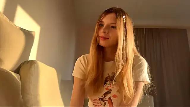 FruityXo — Shorts Out