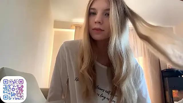 FruityXo — Freechat on StripChat