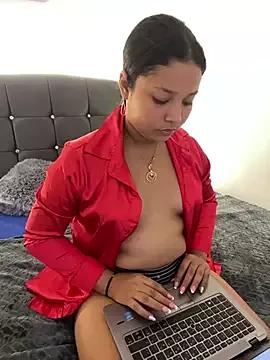 Hanna_19x on StripChat 