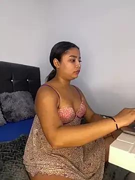 Hanna_19x on StripChat 