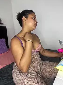 Hanna_19x on StripChat 