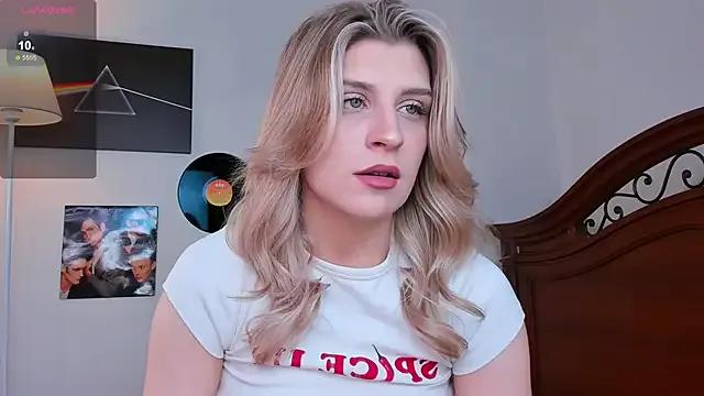 heartseduction — DOMI IN PUSSY