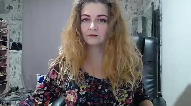 Helen1974 on StripChat 