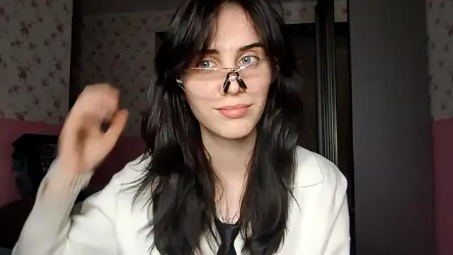 Hervell_Motti — play lips close cam