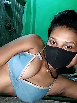 Hoty_girl_143 — Freechat on StripChat