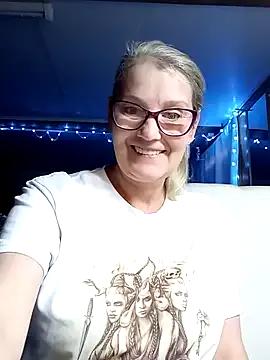 irinamaux on StripChat 